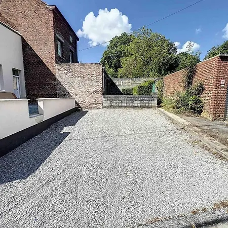 House With Free Parking 15Min From The Airport Charleroi